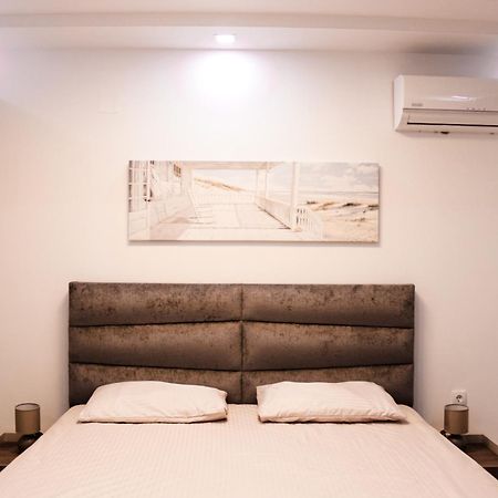 M&H Apartments Ulcinj Eksteriør bilde