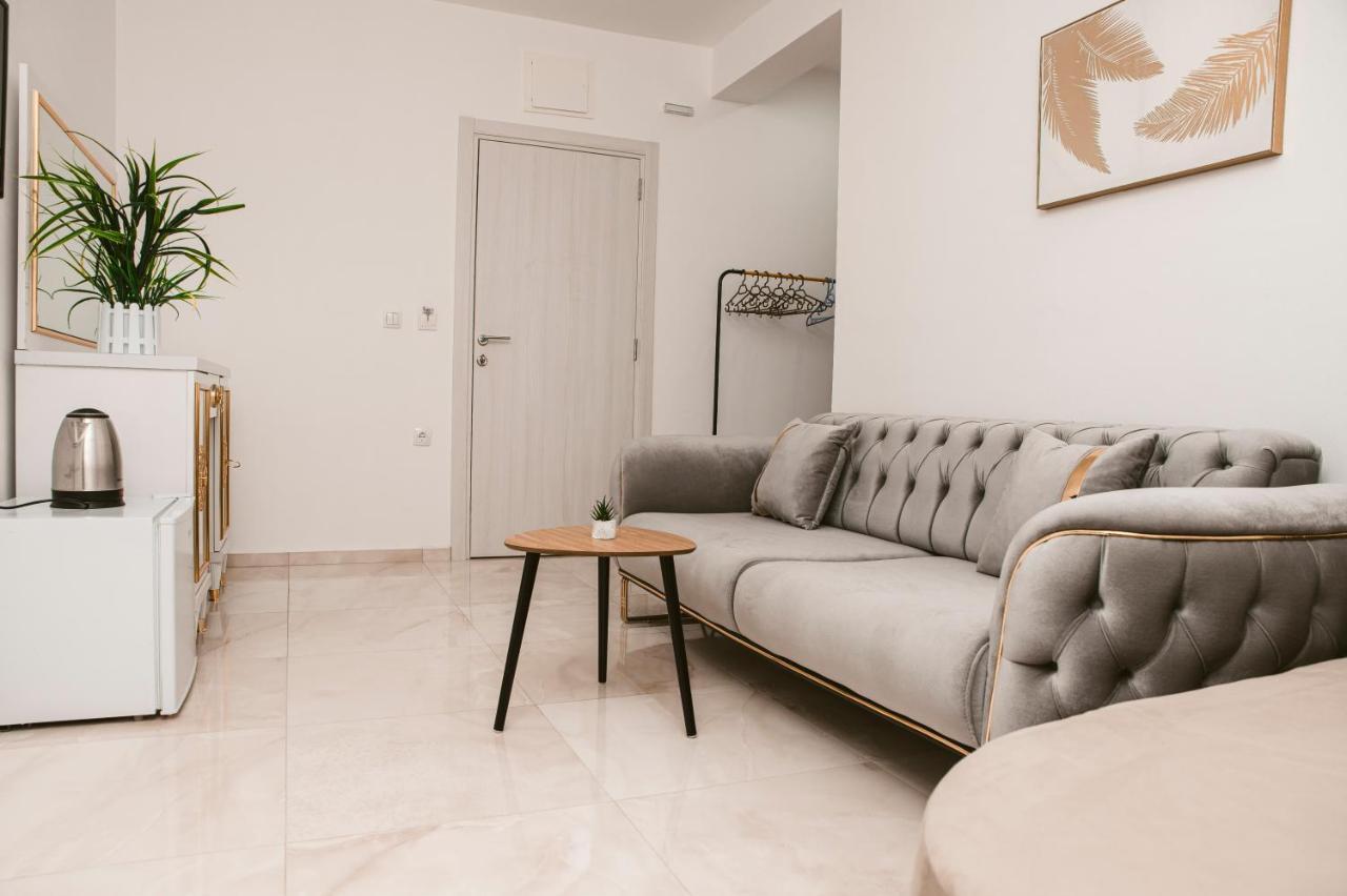 M&H Apartments Ulcinj Eksteriør bilde