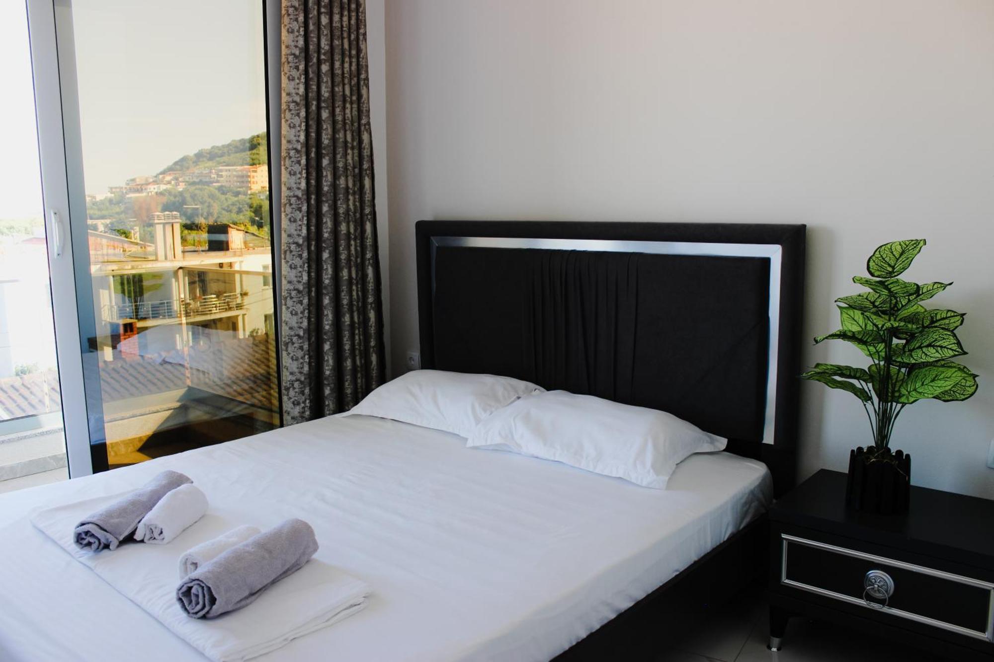 M&H Apartments Ulcinj Eksteriør bilde