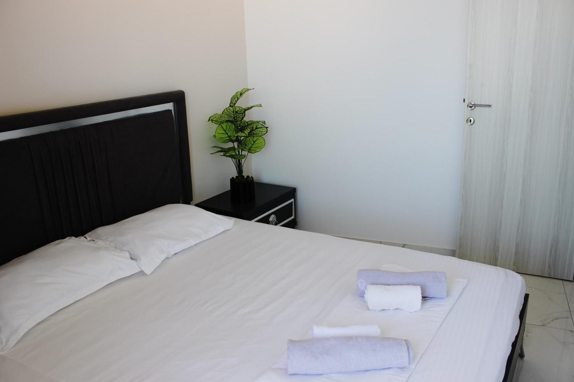 M&H Apartments Ulcinj Rom bilde