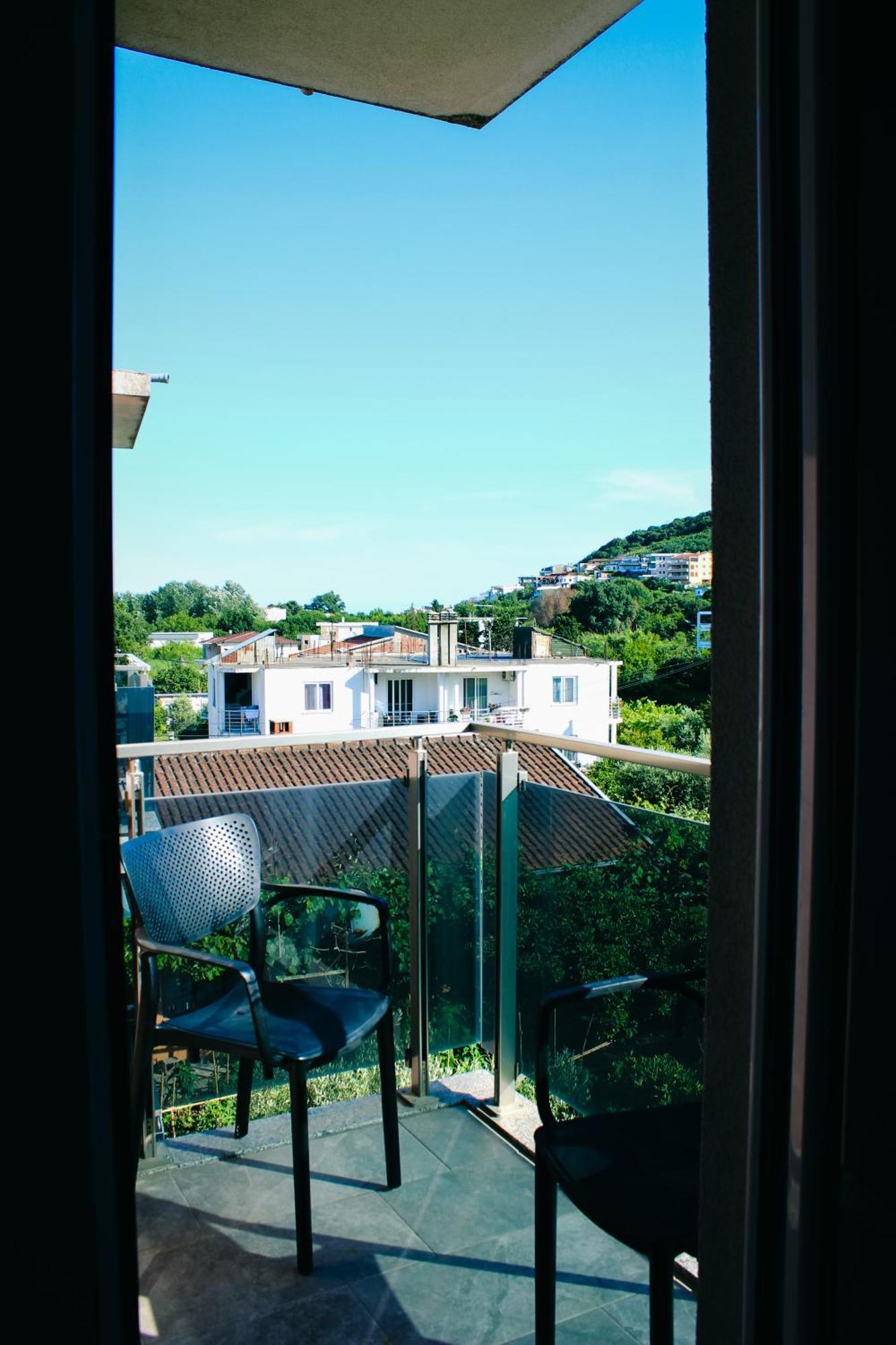M&H Apartments Ulcinj Rom bilde
