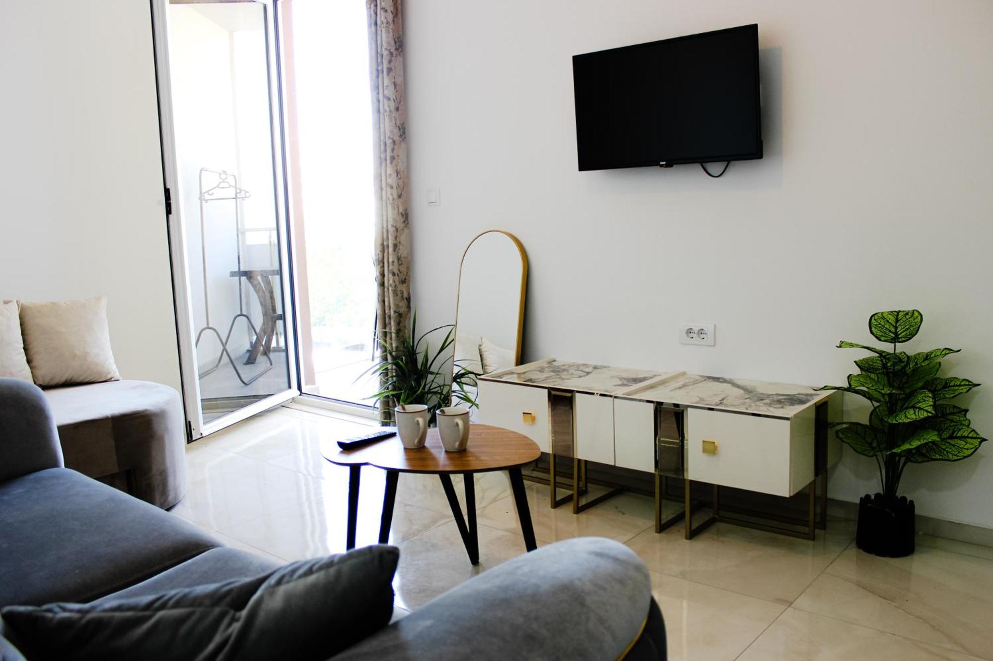 M&H Apartments Ulcinj Eksteriør bilde