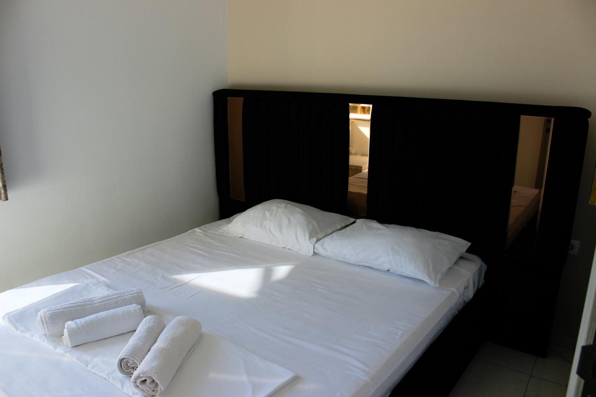 M&H Apartments Ulcinj Rom bilde